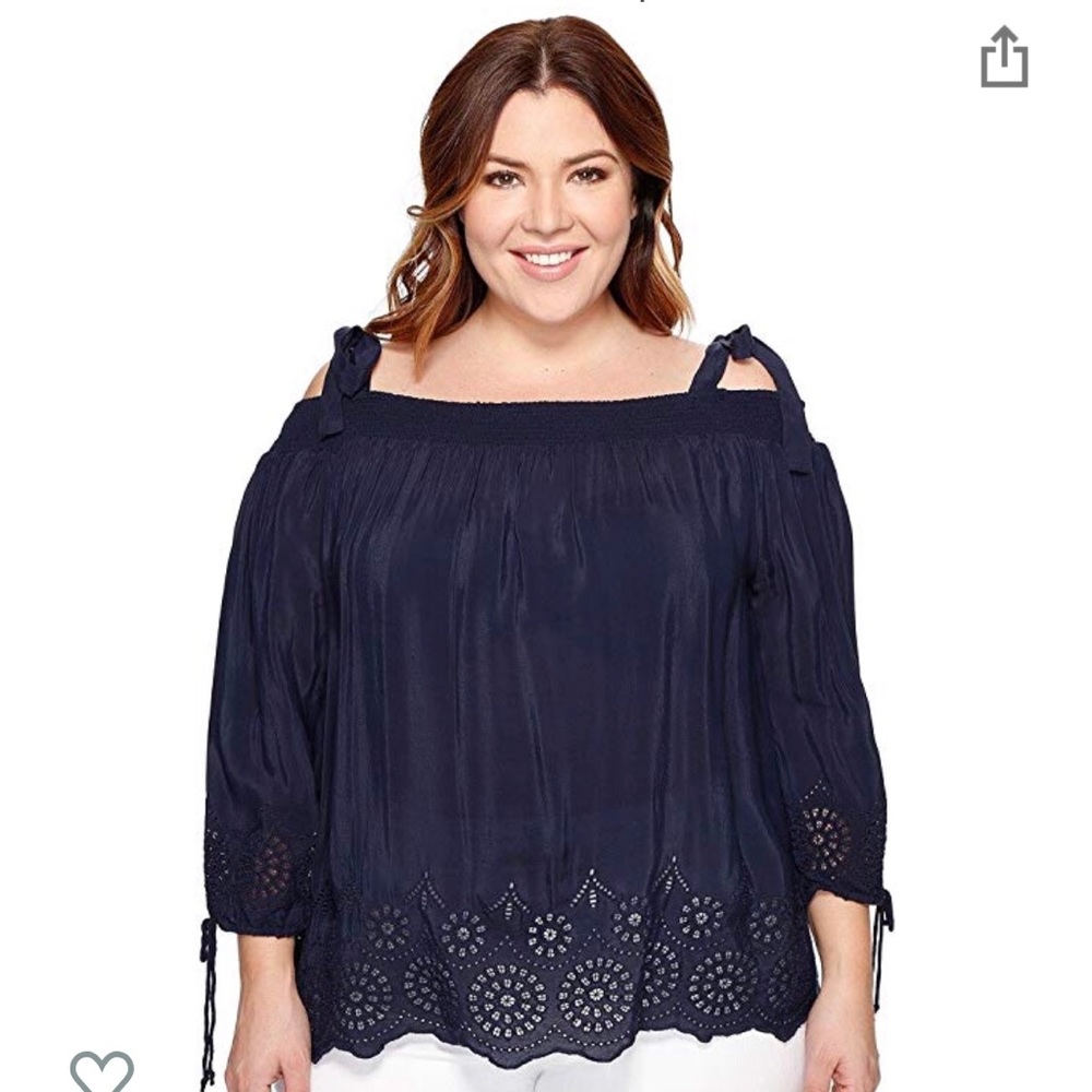 EUC Lucky Brand long sleeve top with cold-shoulder